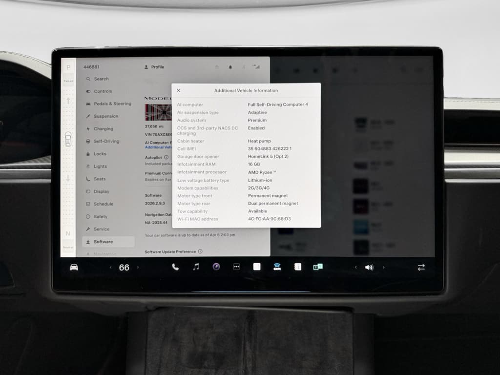 2024 Tesla Model X view 13