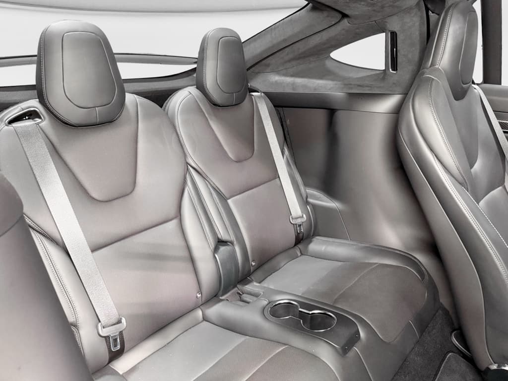 2024 Tesla Model X view 22