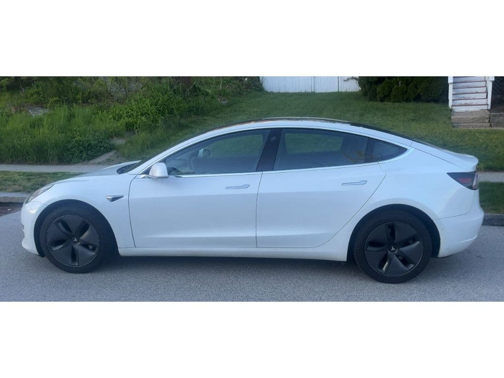 2019 Tesla Model 3 view 2