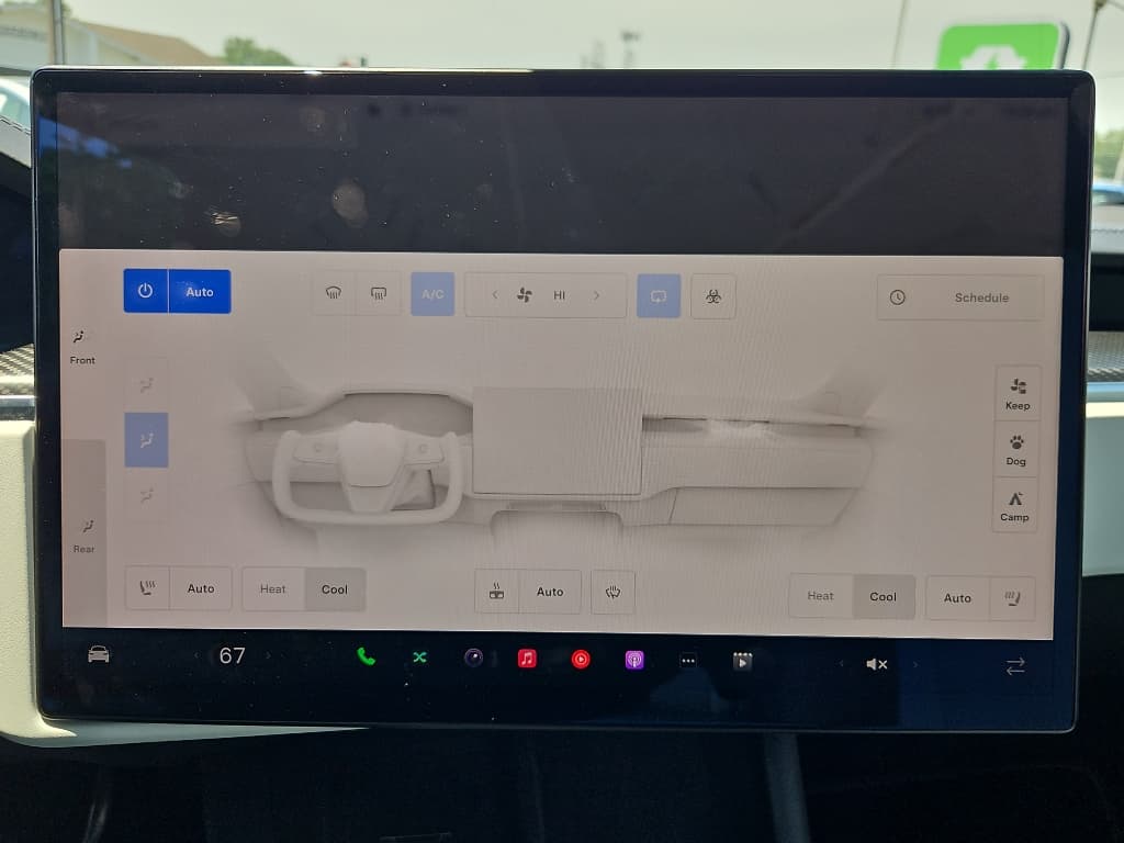 2024 Tesla Model X view 11