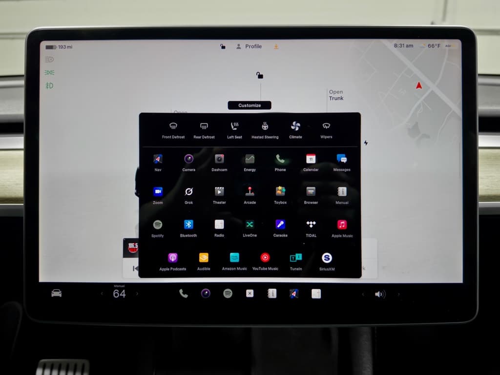 2022 Tesla Model Y view 12