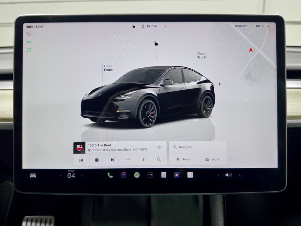 2022 Tesla Model Y view 8