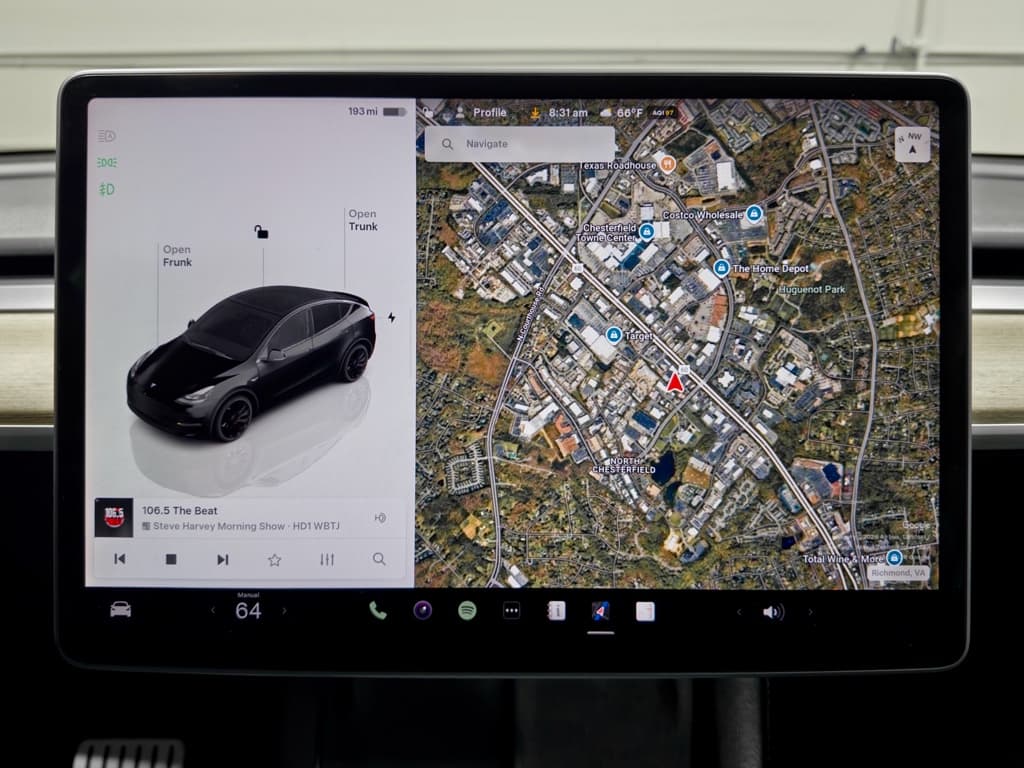 2022 Tesla Model Y view 9