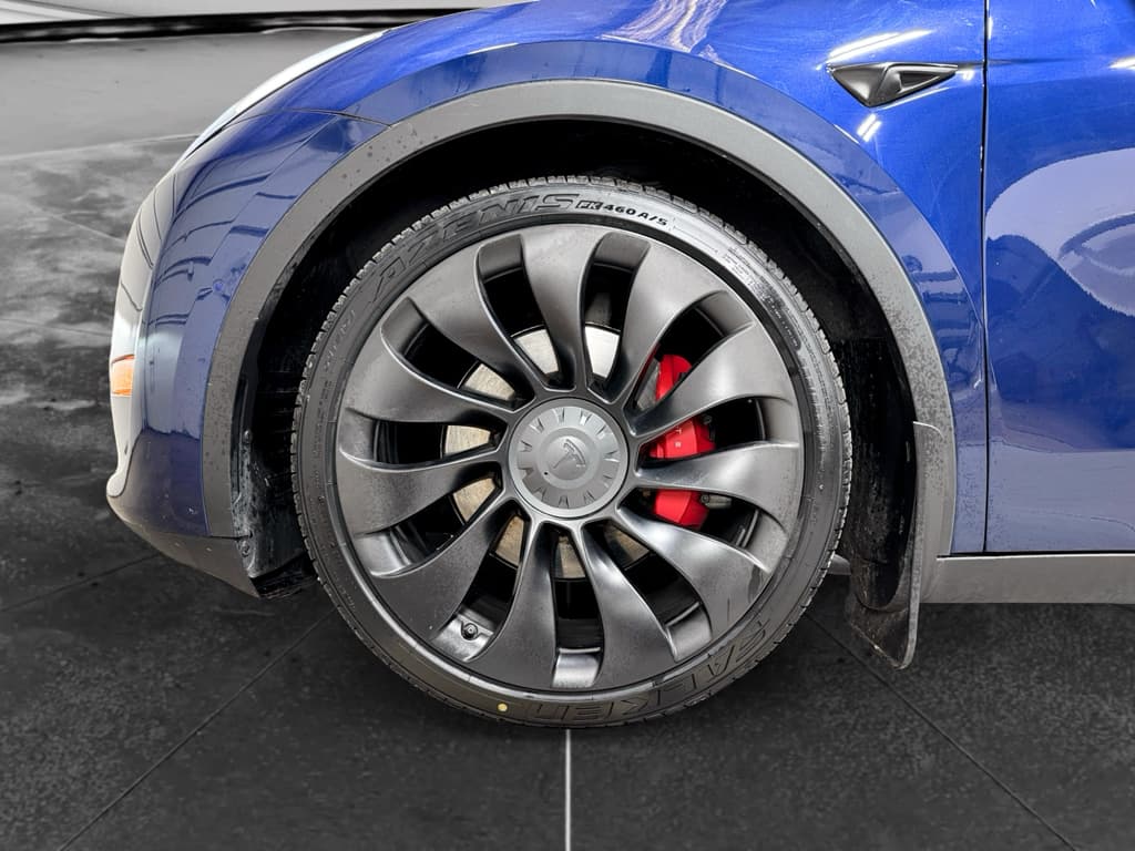 2022 Tesla Model Y view 30