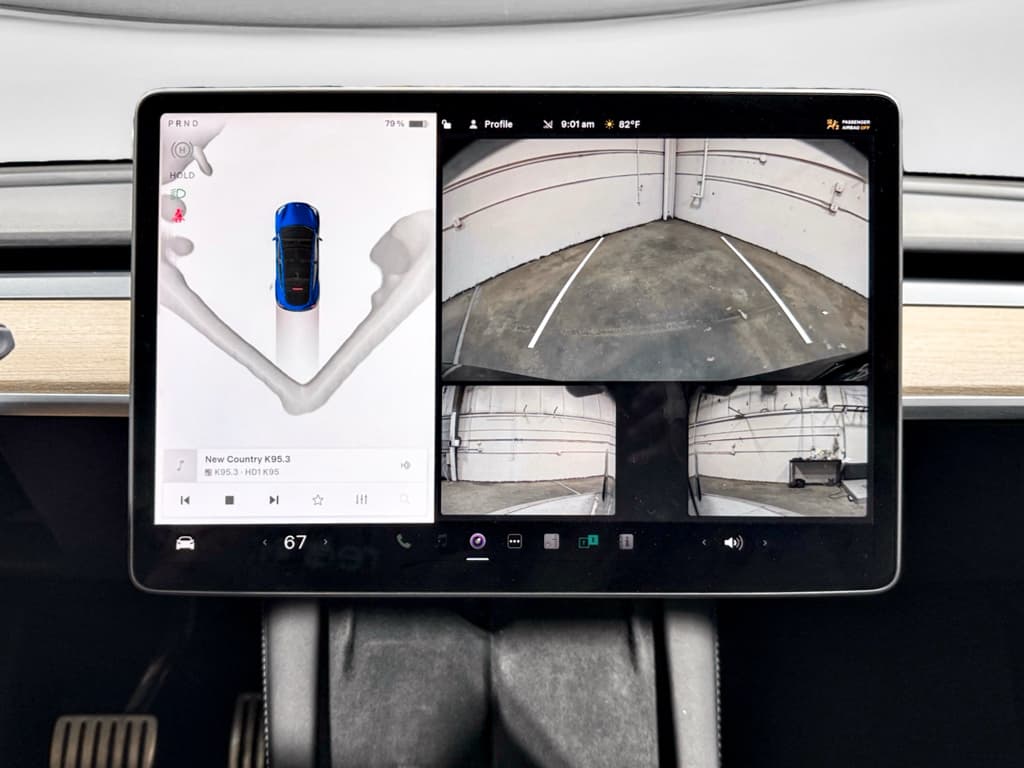 2022 Tesla Model Y view 14