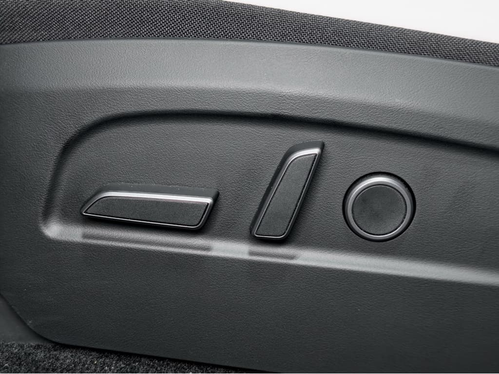 2026 Tesla Model Y view 7