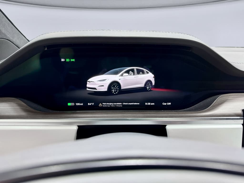 2025 Tesla Model X view 8