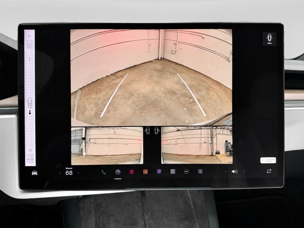 2025 Tesla Model X view 14