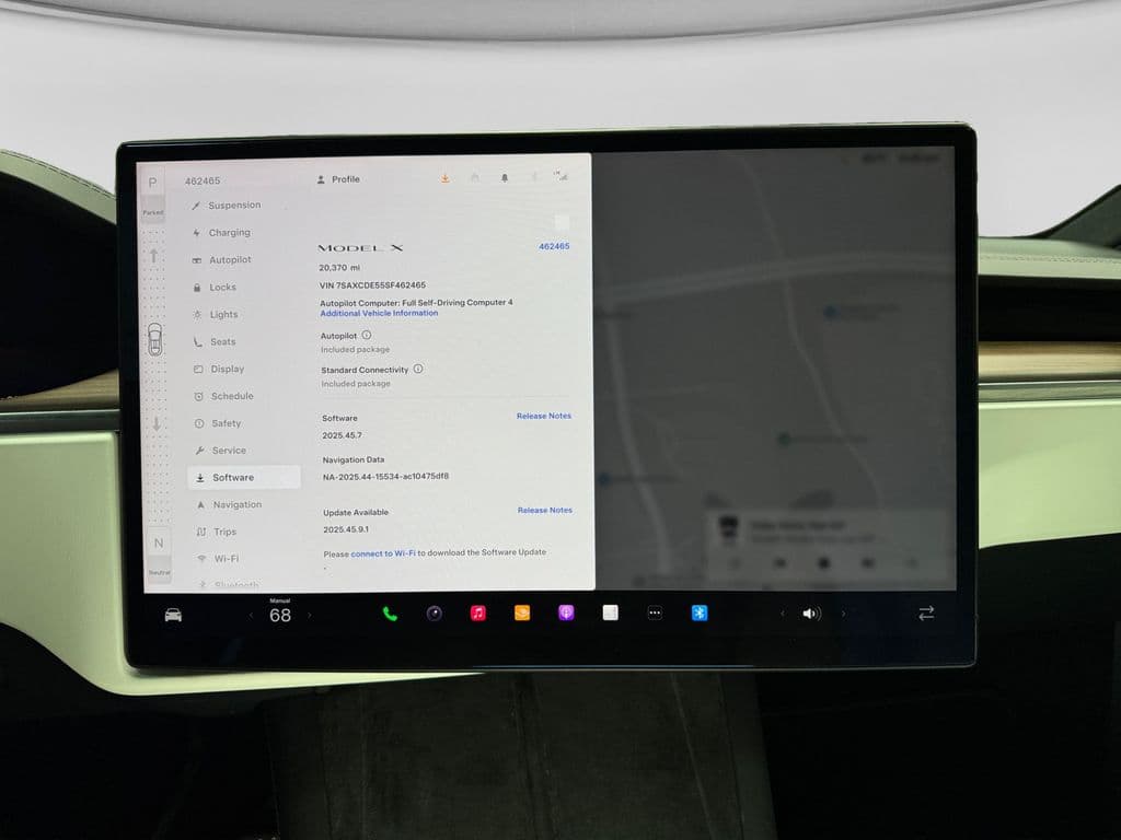 2025 Tesla Model X view 13