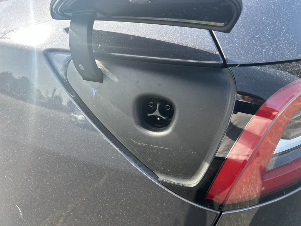 2022 Tesla Model Y view 5