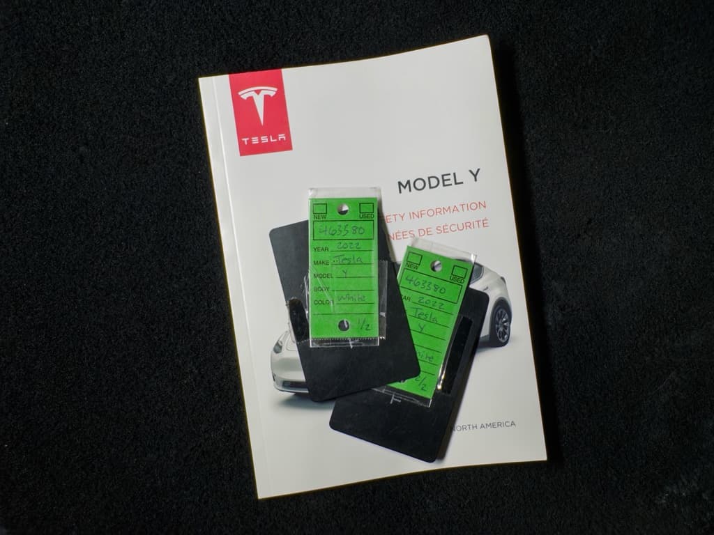 2022 Tesla Model Y view 22