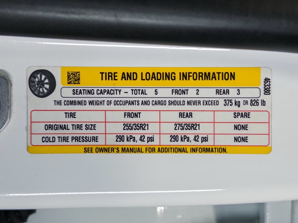 2022 Tesla Model Y view 29