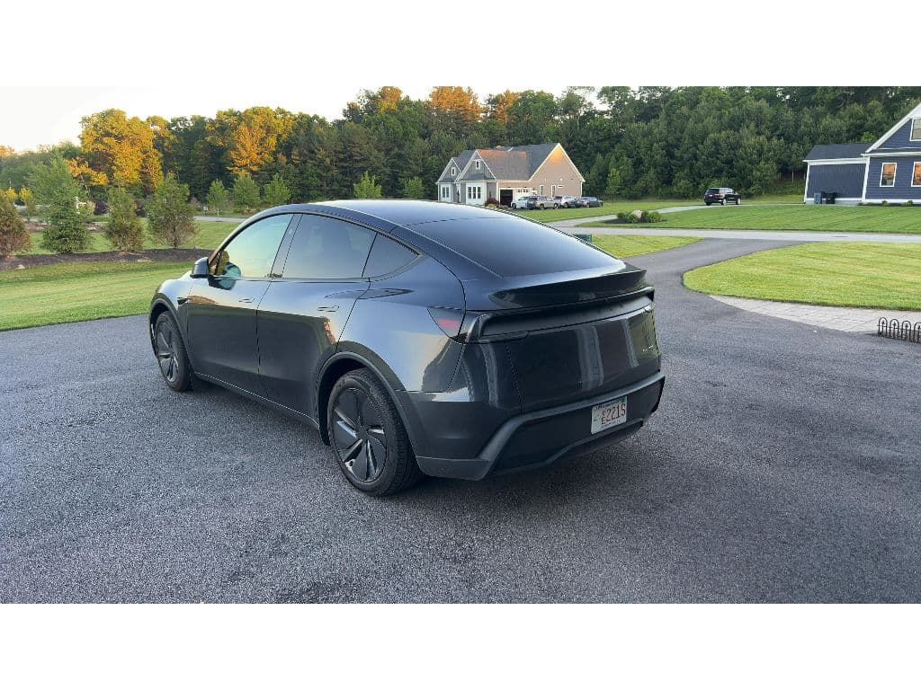 2026 Tesla Model Y view 4