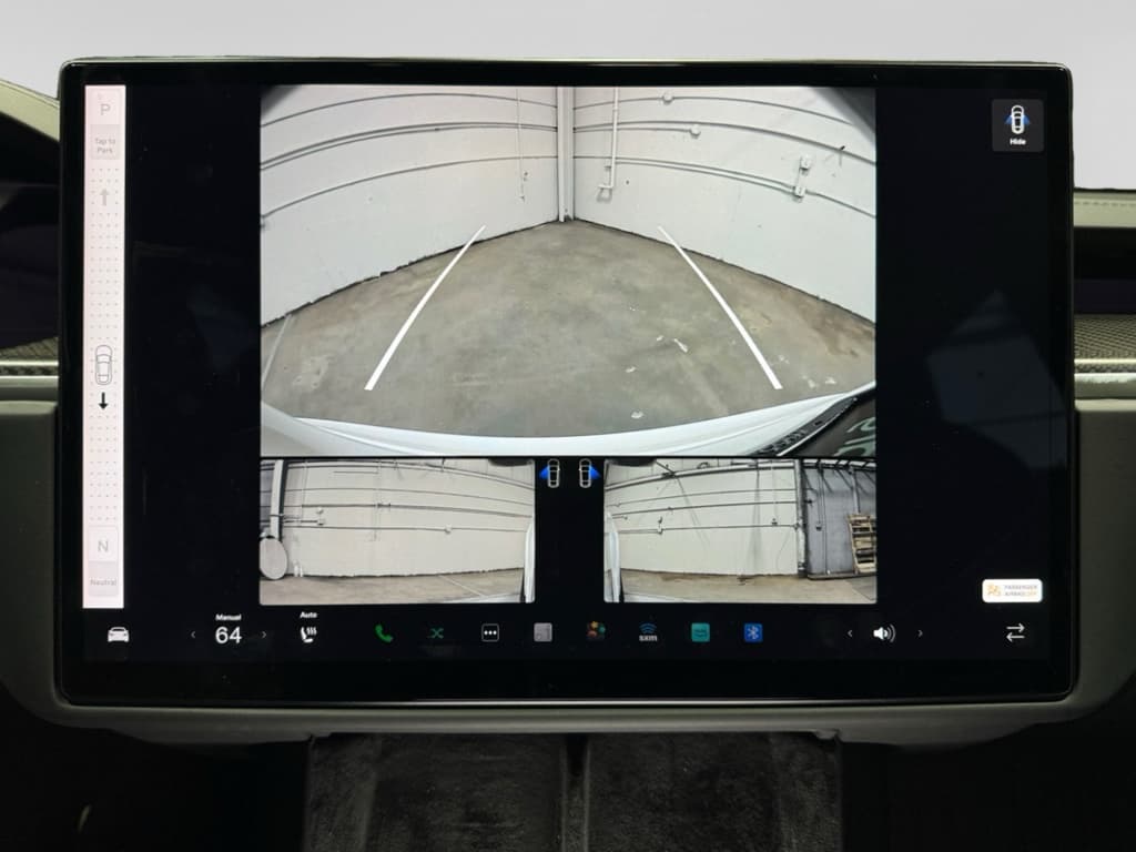 2022 Tesla Model S view 14