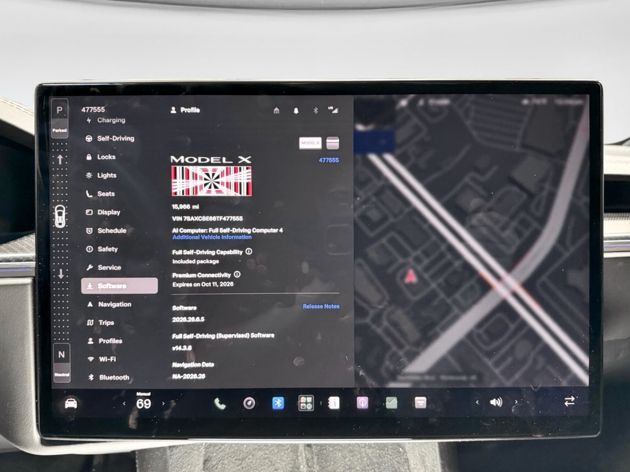 2026 Tesla Model X view 10