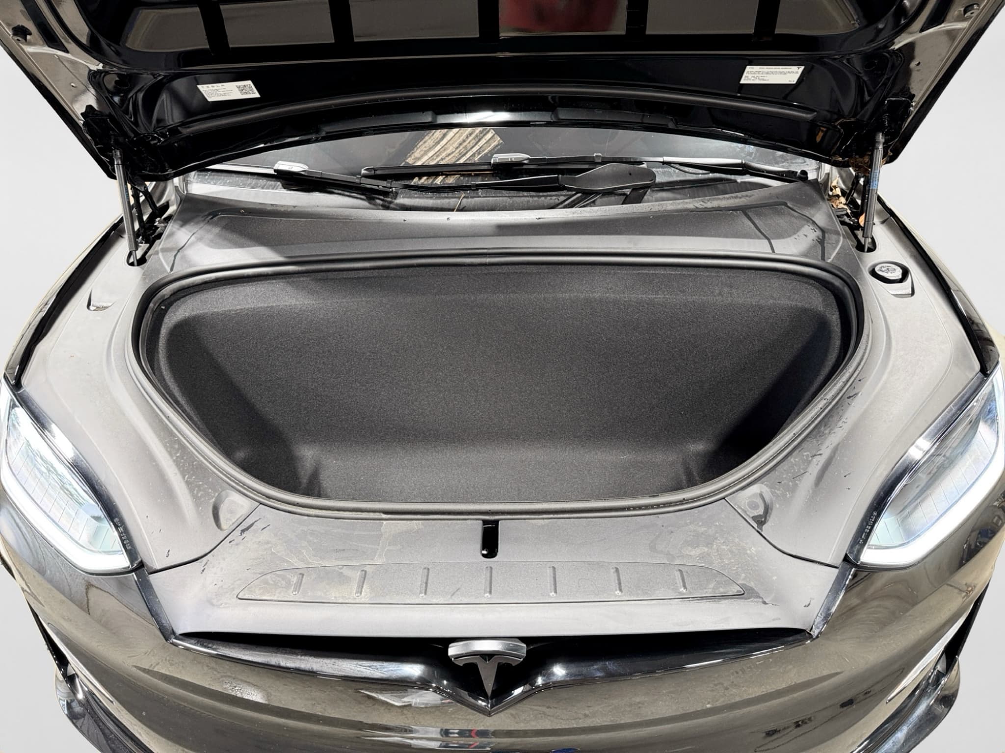 2026 Tesla Model X view 24