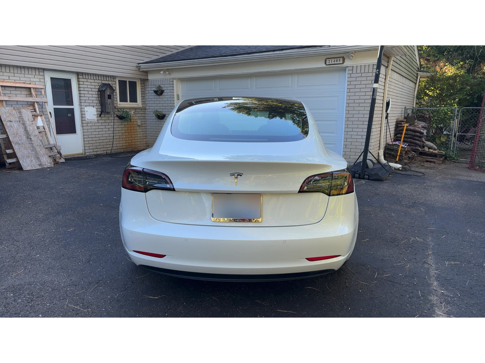 2019 Tesla Model 3 view 8