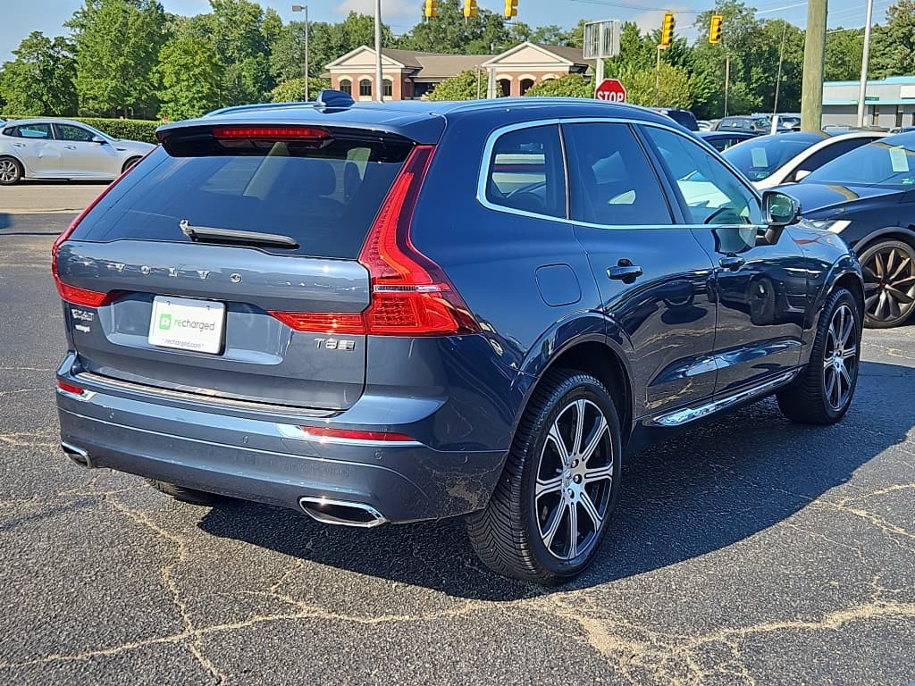 2020 Volvo XC60 view 5