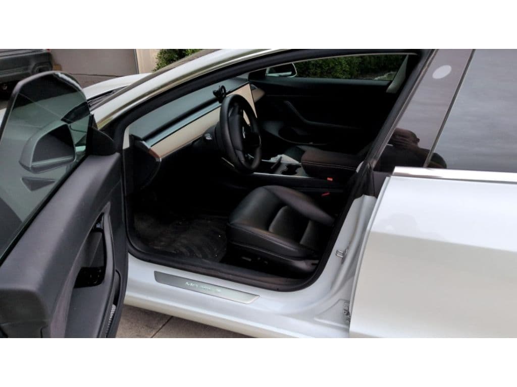 2019 Tesla Model 3 view 5