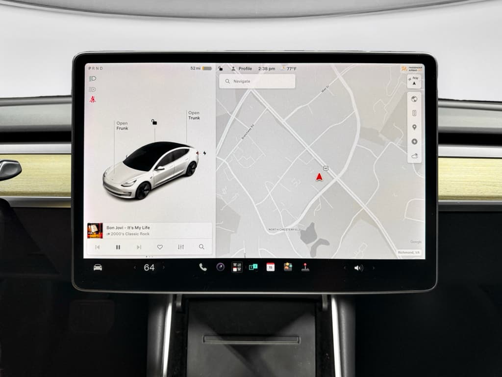 2019 Tesla Model 3 view 11