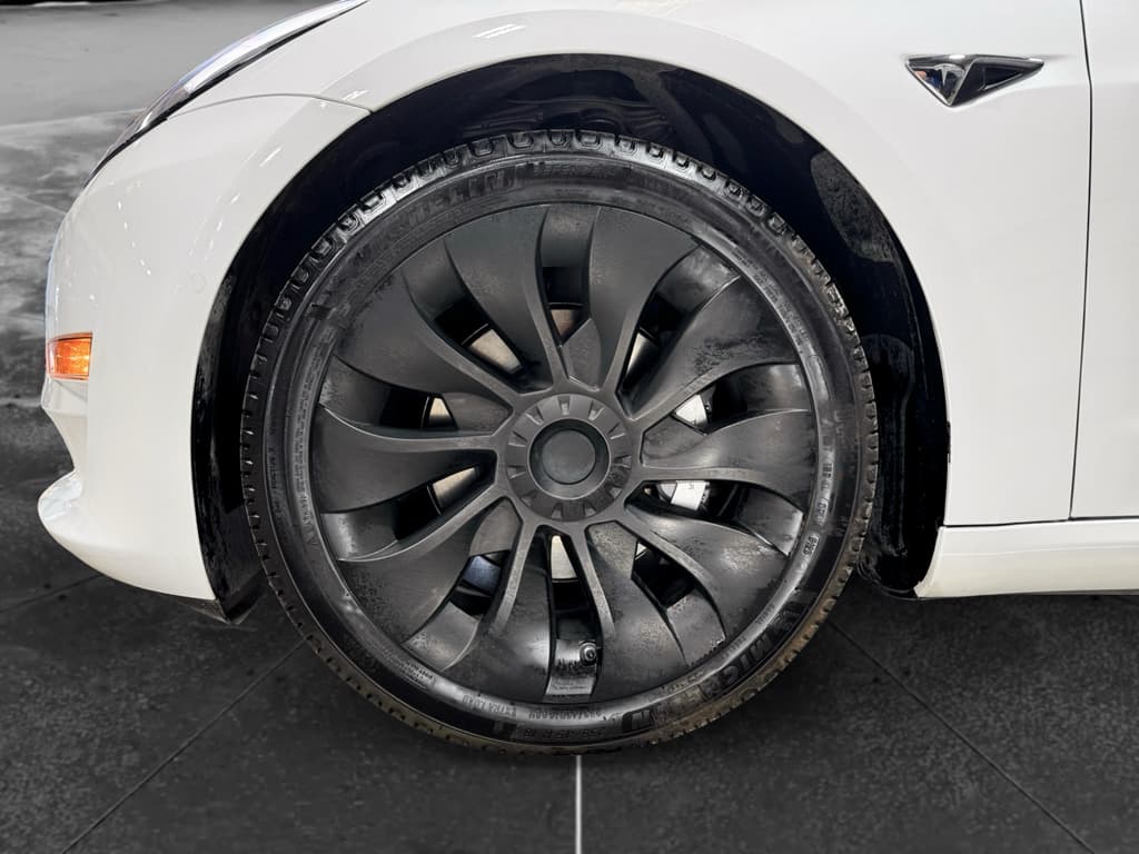 2019 Tesla Model 3 view 30
