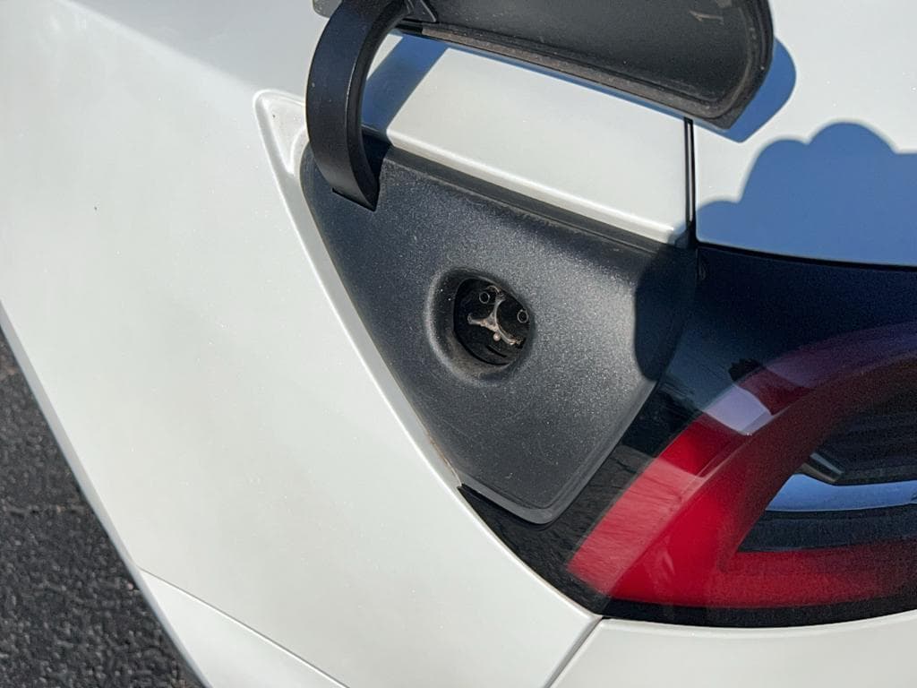 2019 Tesla Model 3 view 5