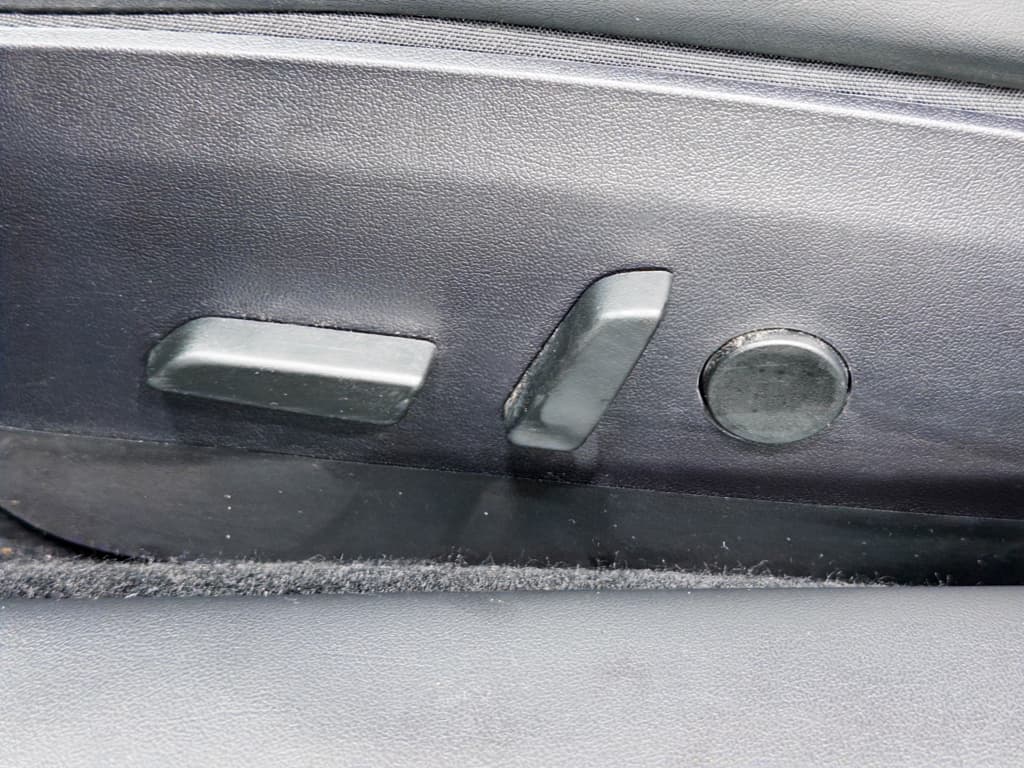 2019 Tesla Model 3 view 6