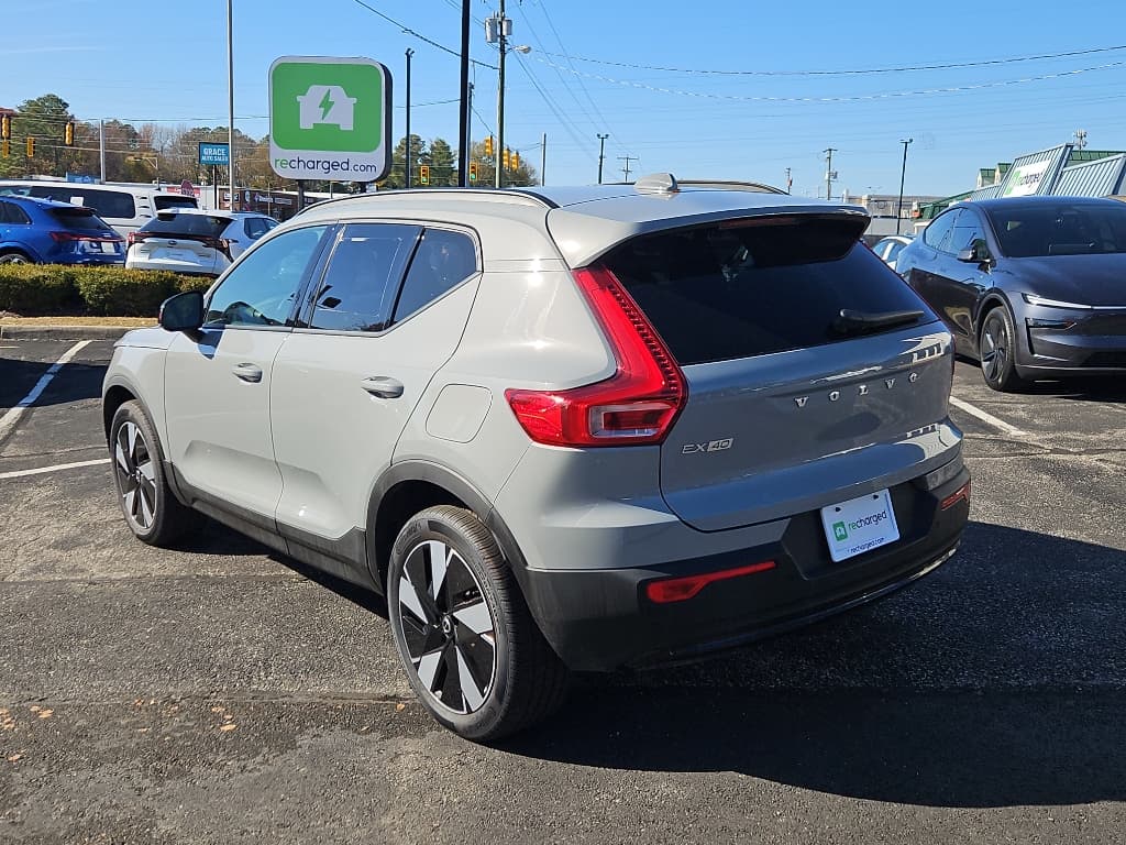 2025 Volvo EX40 view 2