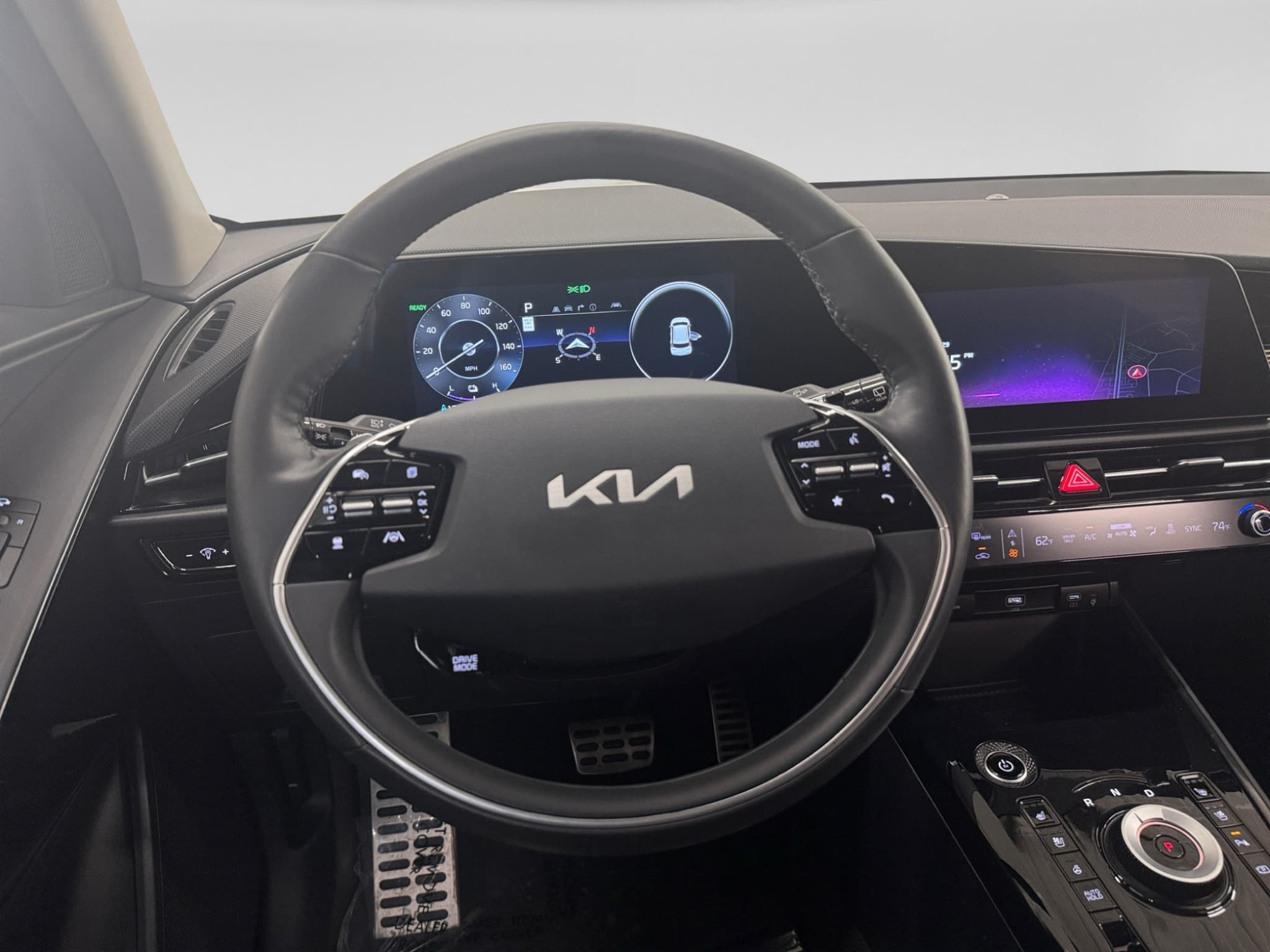 2023 Kia Niro EV view 8