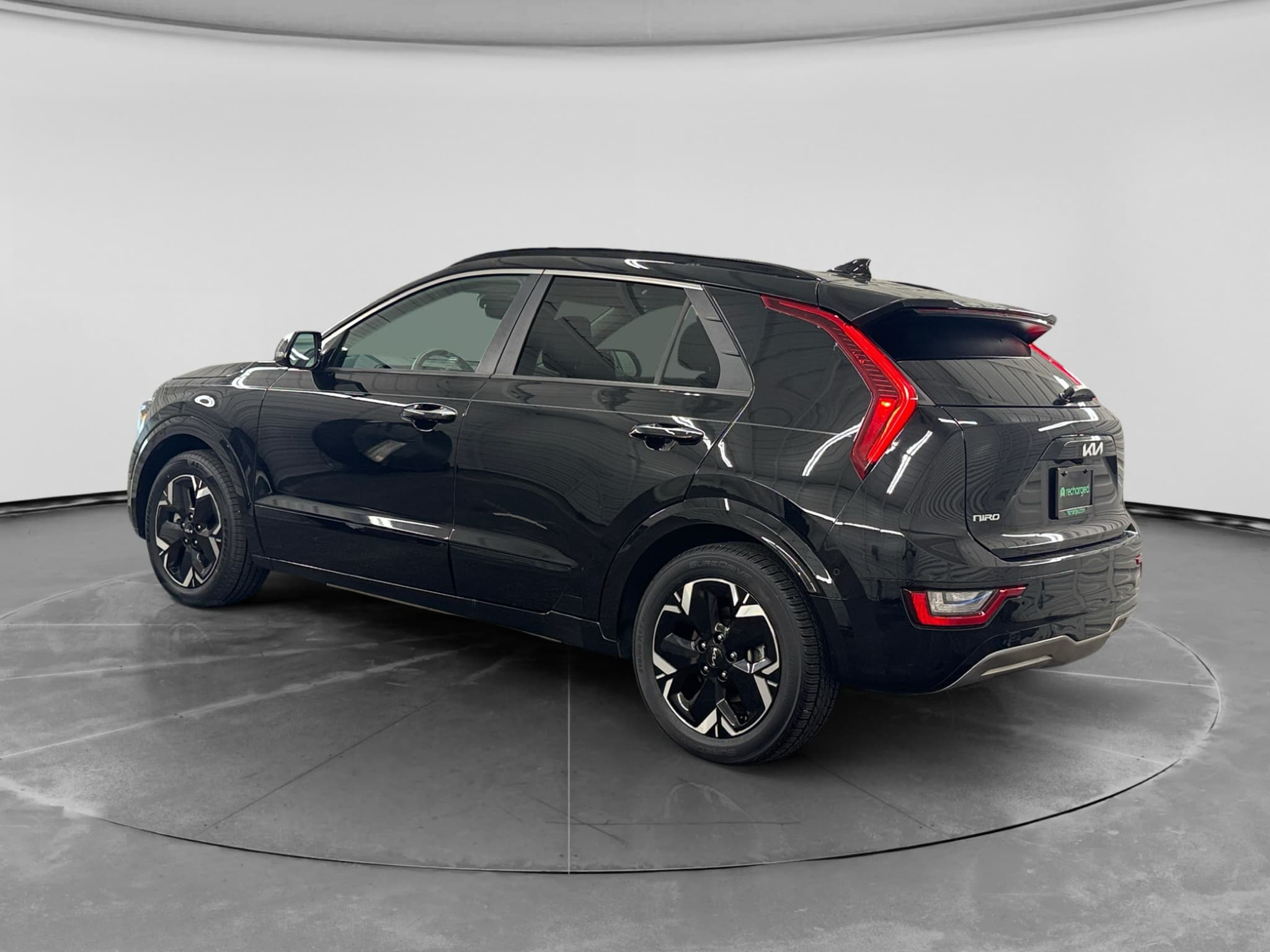 2023 Kia Niro EV view 38