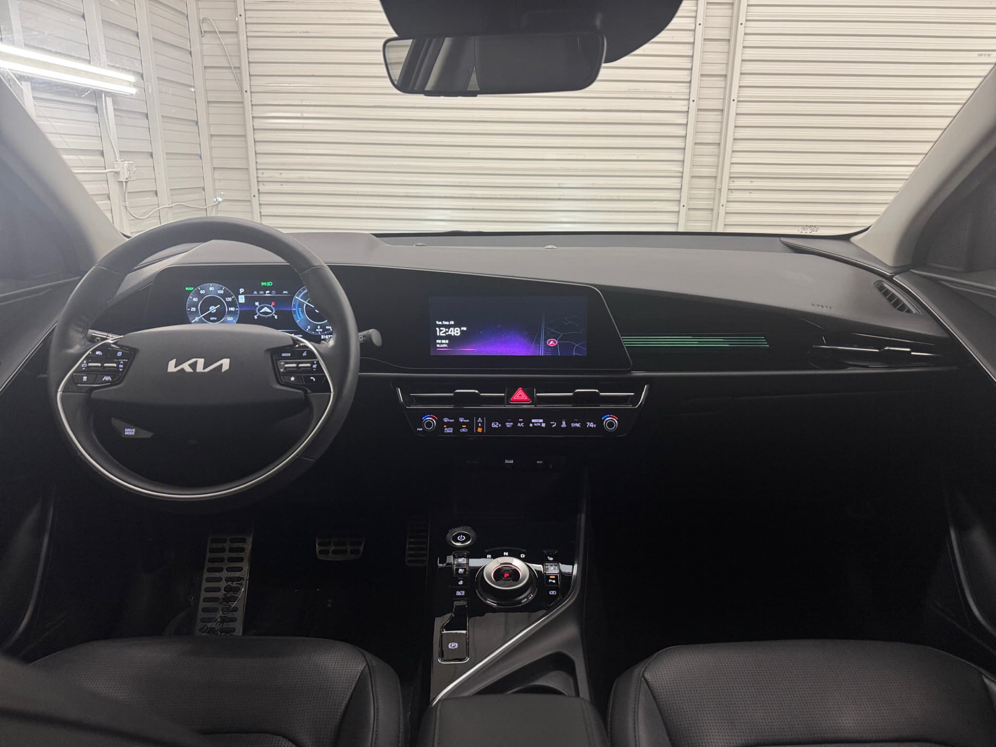 2023 Kia Niro EV view 15