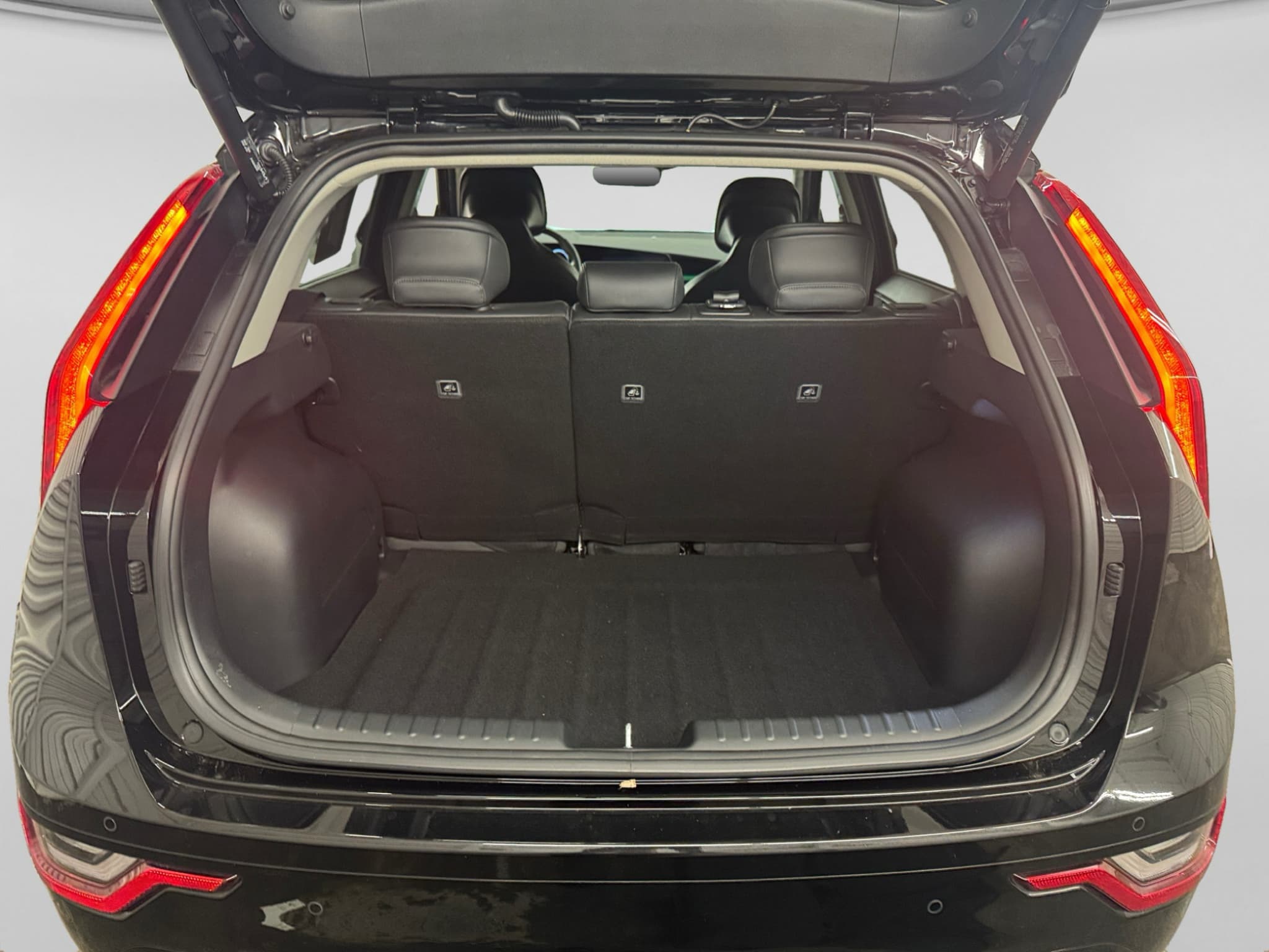 2023 Kia Niro EV view 25
