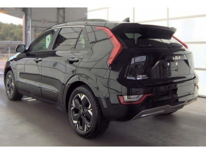 2023 Kia Niro EV view 4
