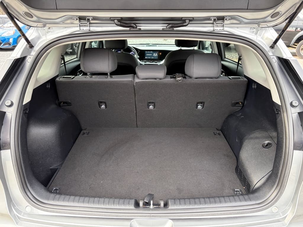 2022 Kia Niro PHEV view 24