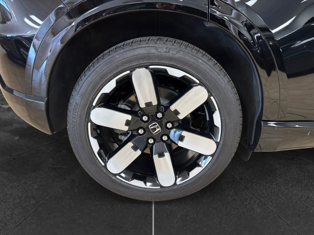 2024 Honda Prologue view 16