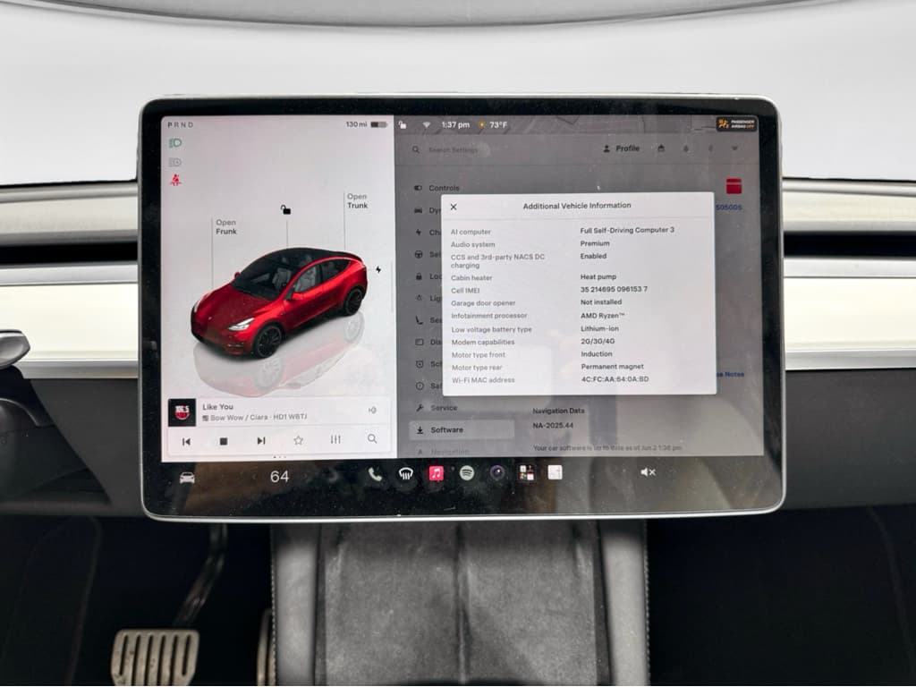 2022 Tesla Model Y view 13