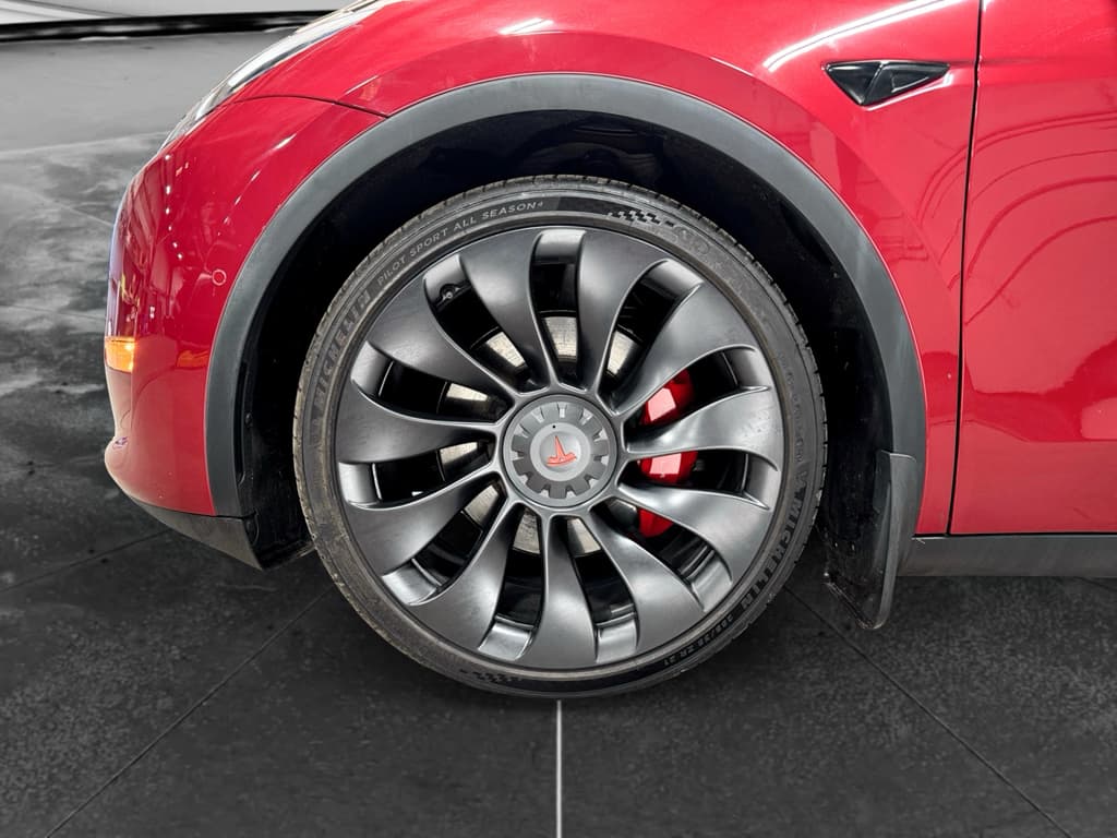 2022 Tesla Model Y view 30