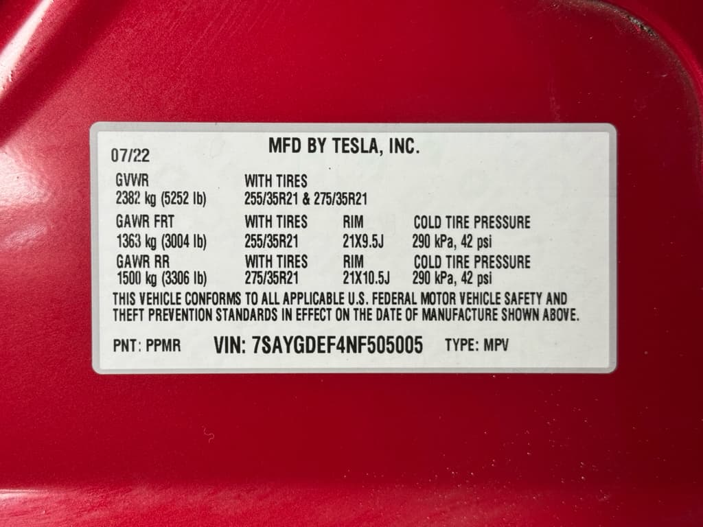 2022 Tesla Model Y view 28