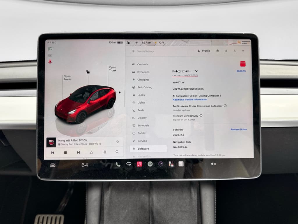 2022 Tesla Model Y view 12