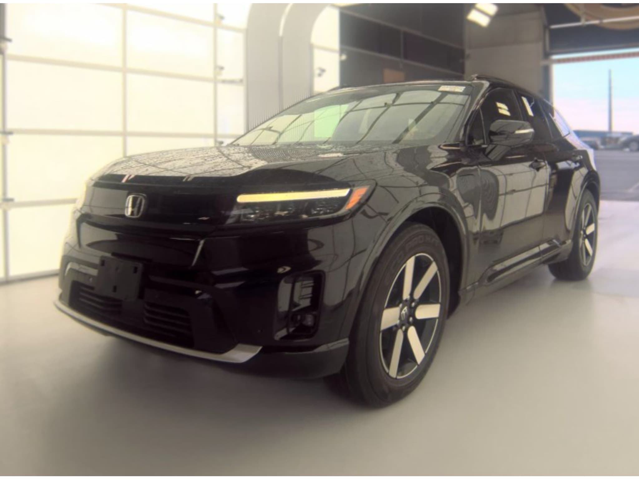 2025 Honda Prologue view 1