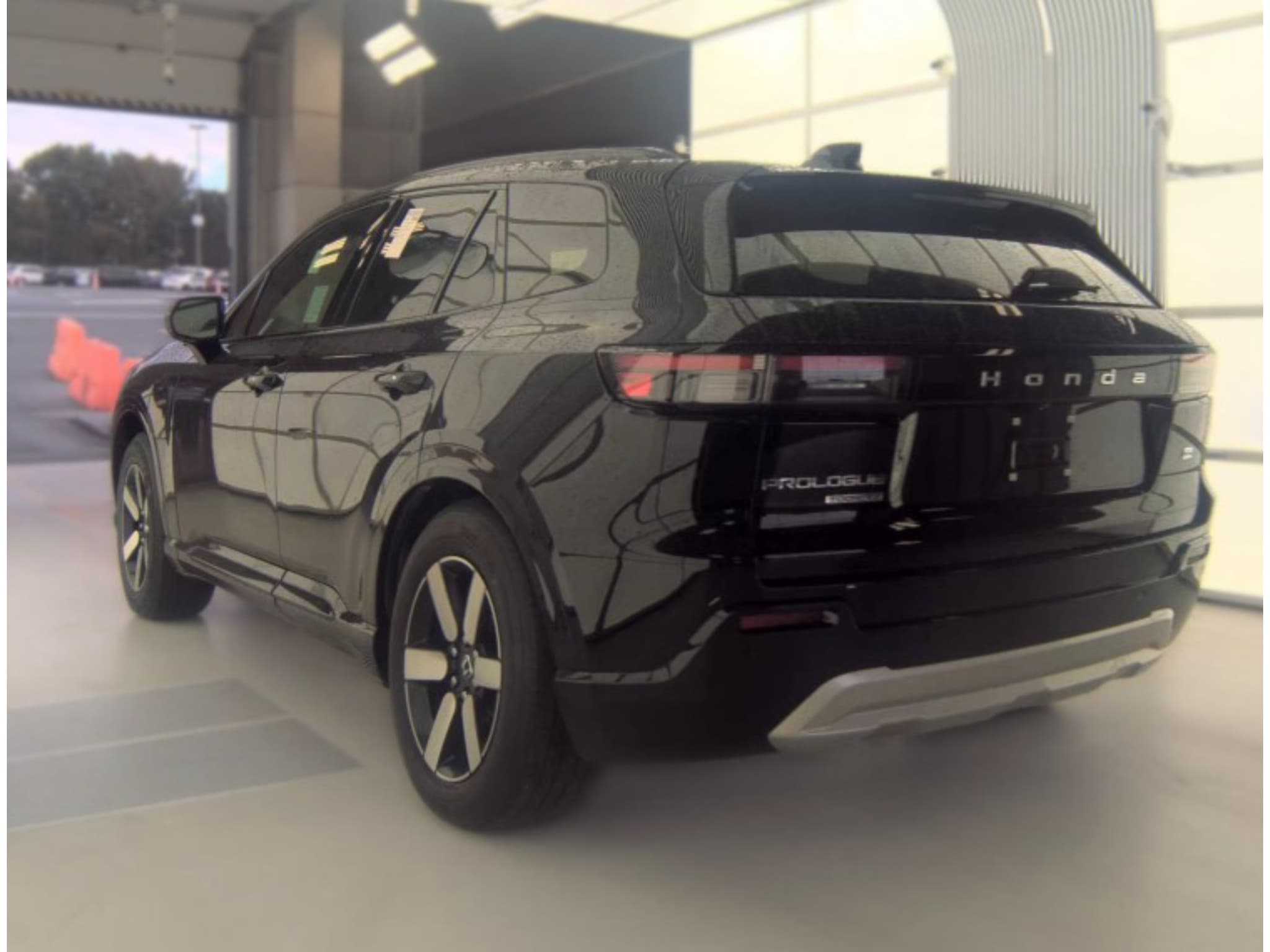 2025 Honda Prologue view 4