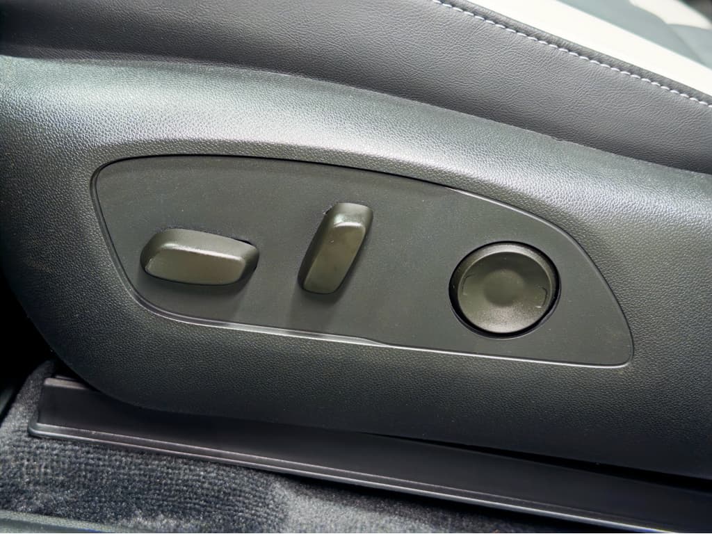 2025 Honda Prologue view 6