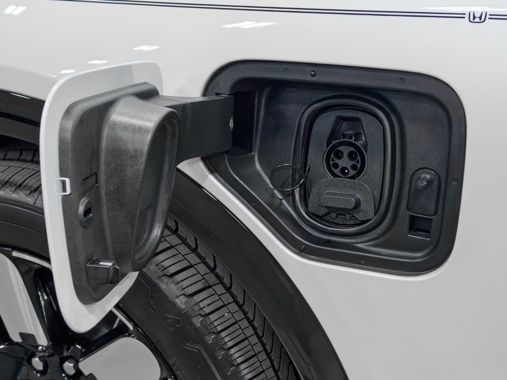 2025 Honda Prologue view 5