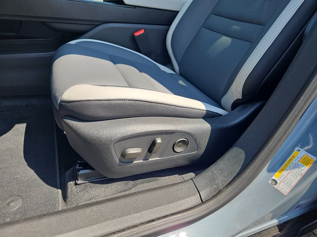 2025 Honda Prologue view 7