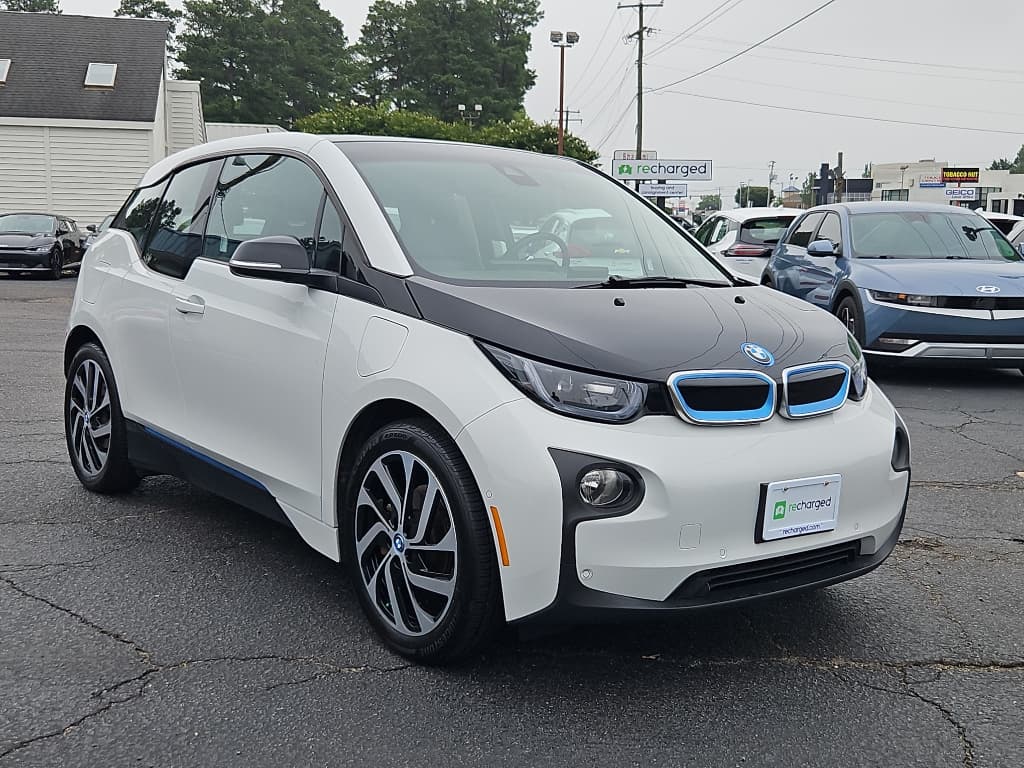 2016 BMW i3 view 4