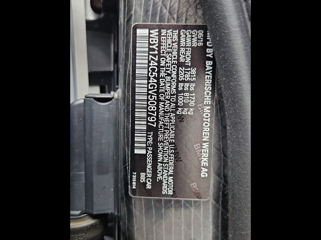 2016 BMW i3 view 25