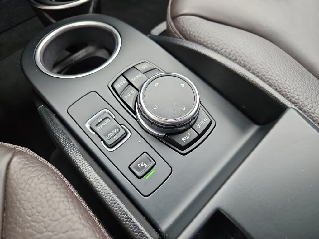 2016 BMW i3 view 19