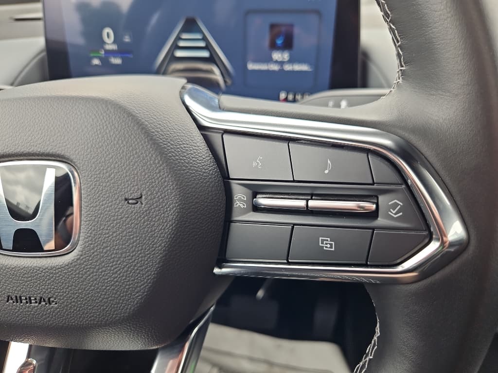 2024 Honda Prologue view 30