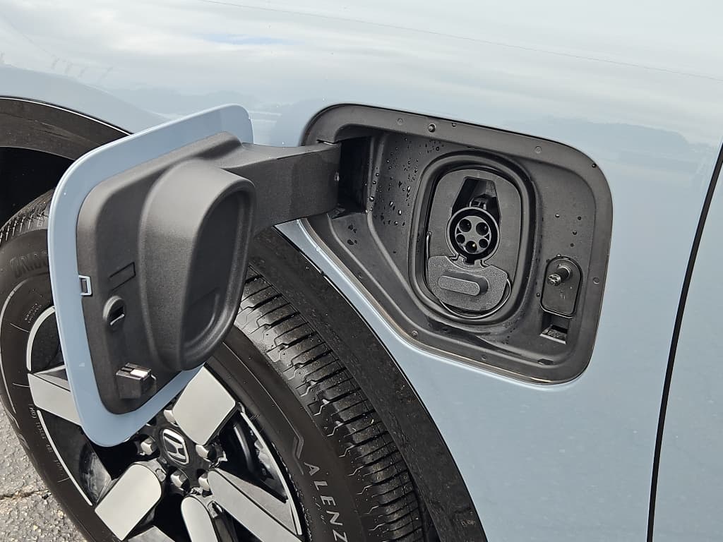 2024 Honda Prologue view 16