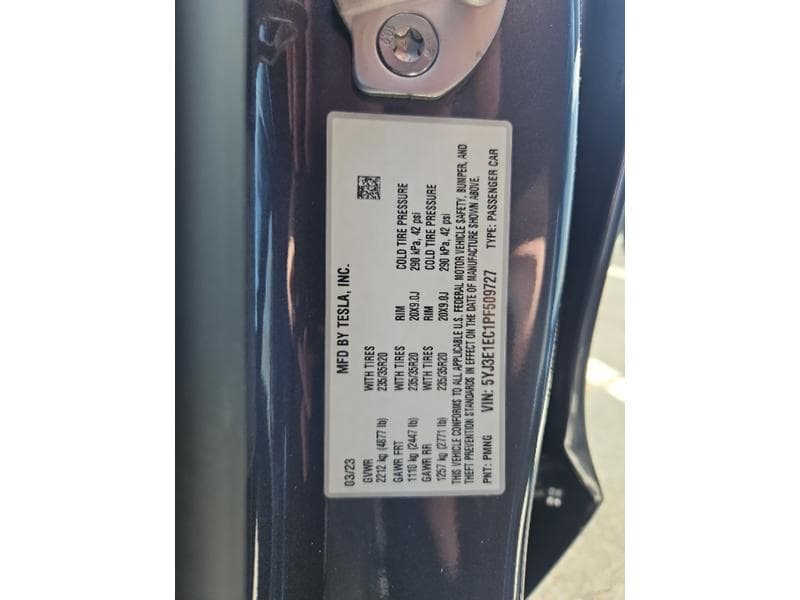 2023 Tesla Model 3 view 21